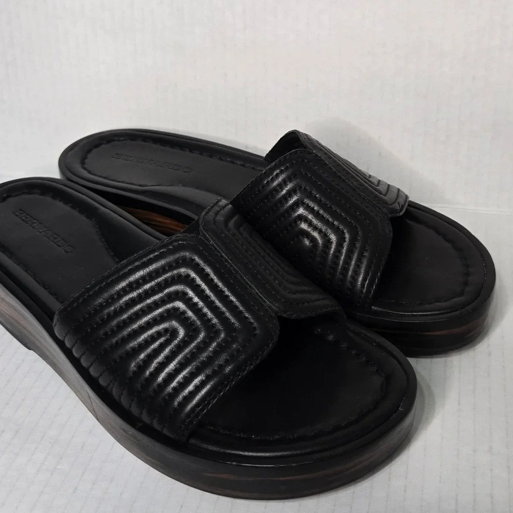 Bernardo FAEDRA Rare Black Quilted Platform Wedge Slide Brazil Sandals 8